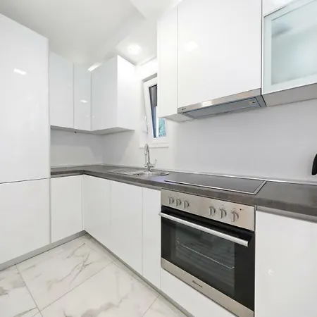 Apartment Bida *